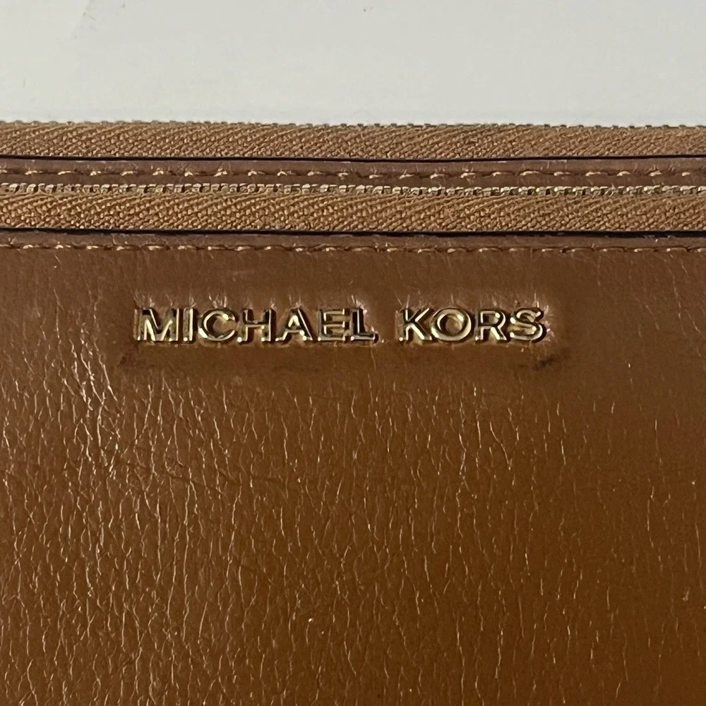 Michael Kors Women's Double Zip Wristlet Wallet Saffiano Brown Leather‎